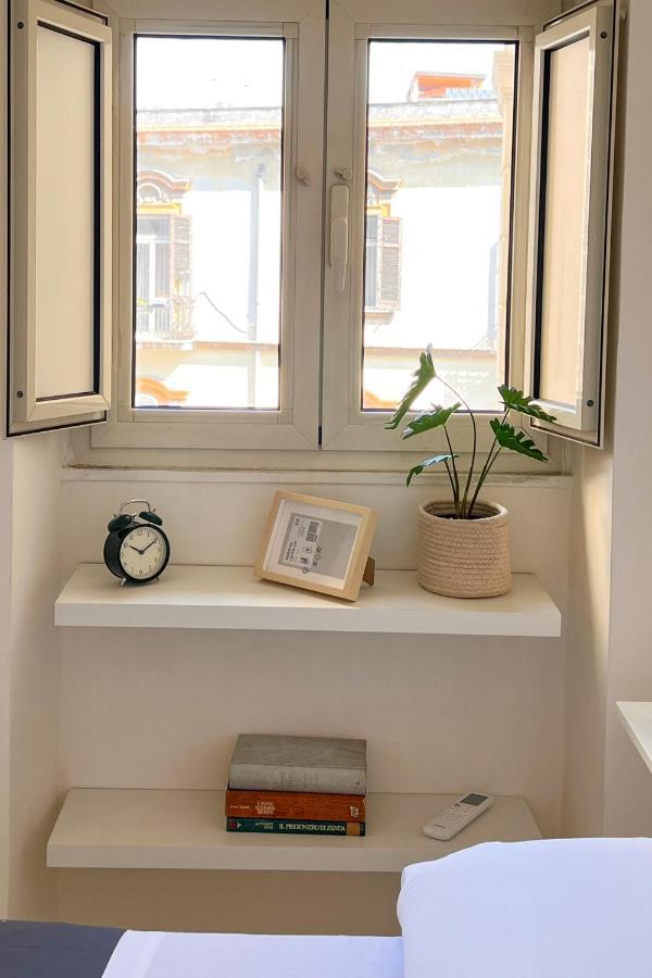 Cozy Rooms Napoli Luaran gambar
