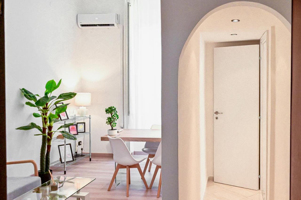 Cozy Rooms Napoli Luaran gambar