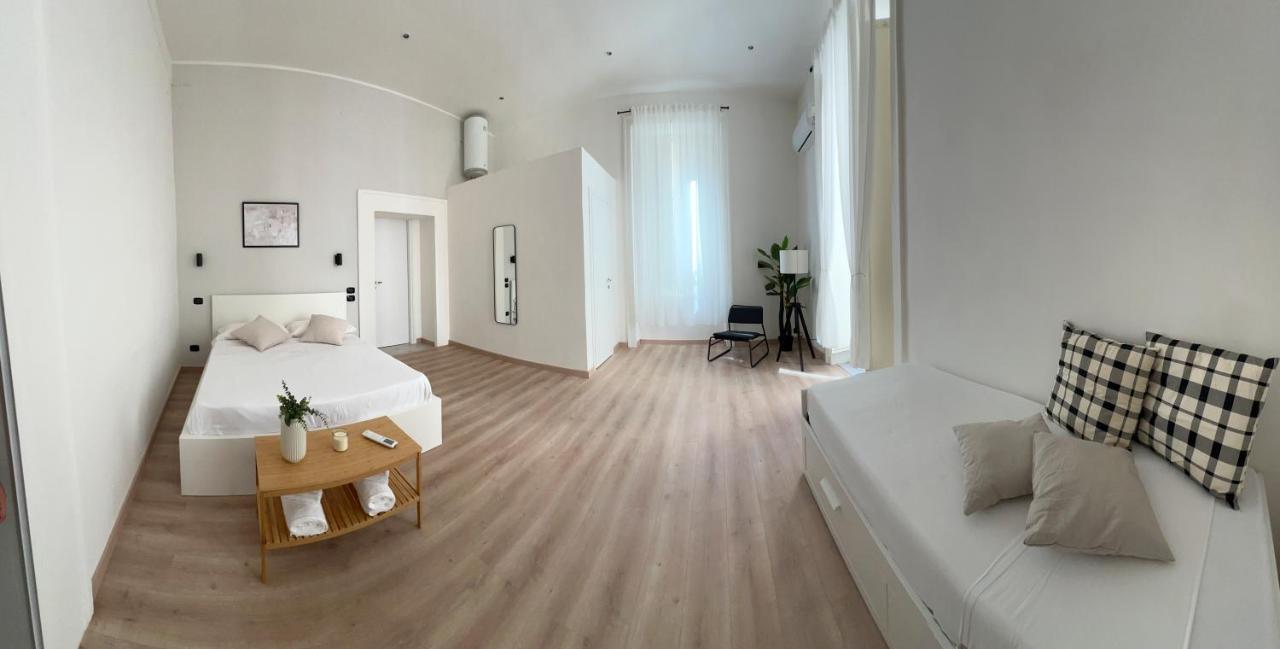 Cozy Rooms Napoli Luaran gambar